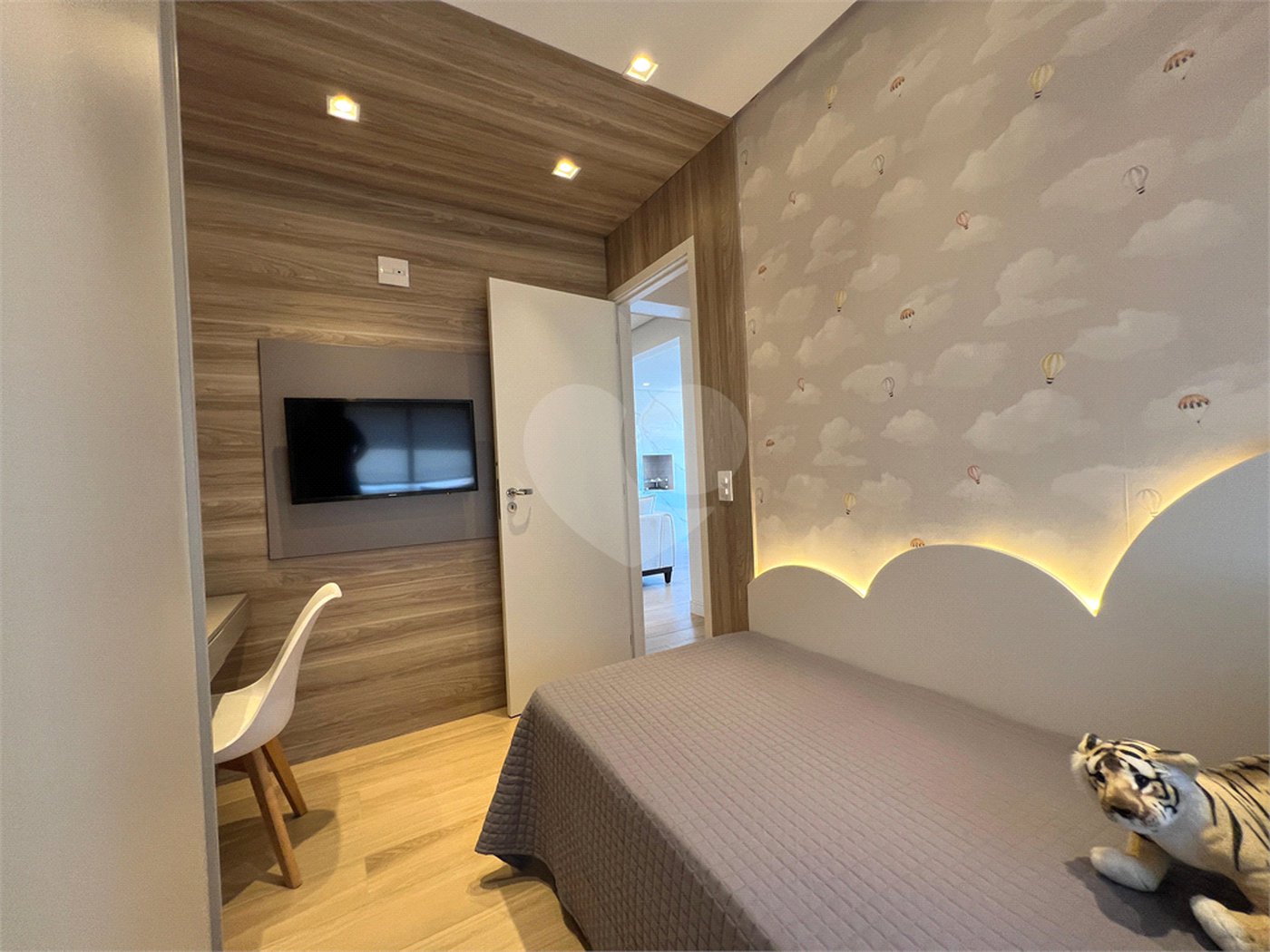 Apartamento à venda com 2 quartos, sendo 1 suíte, em Santa Teresinha, São Paulo, SP