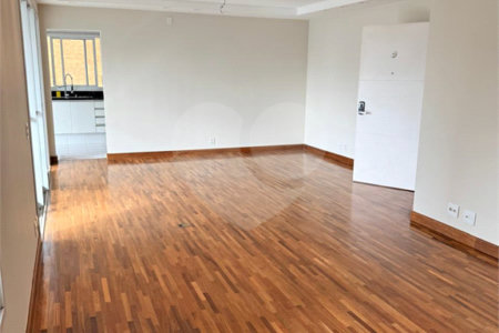 Apartamento à venda com 3 suítes em Vila Andrade, São Paulo, SP