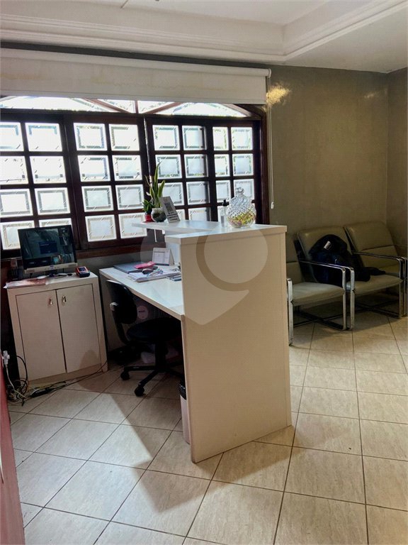 Sobrado à venda com 3 quartos, sendo 1 suíte, em Vila Gomes Cardim, São Paulo, SP