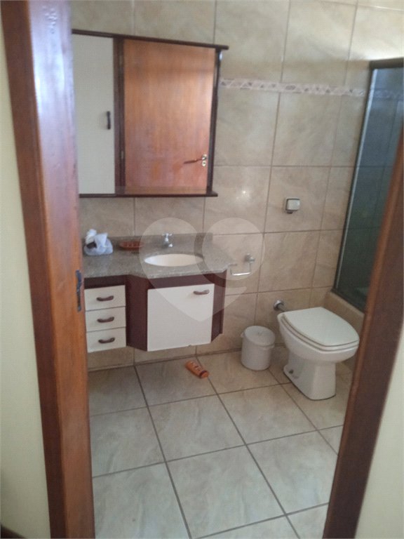 Casa à venda com 8 quartos, sendo 3 suítes, em Jardim Terceiro Centenário, Atibaia, SP