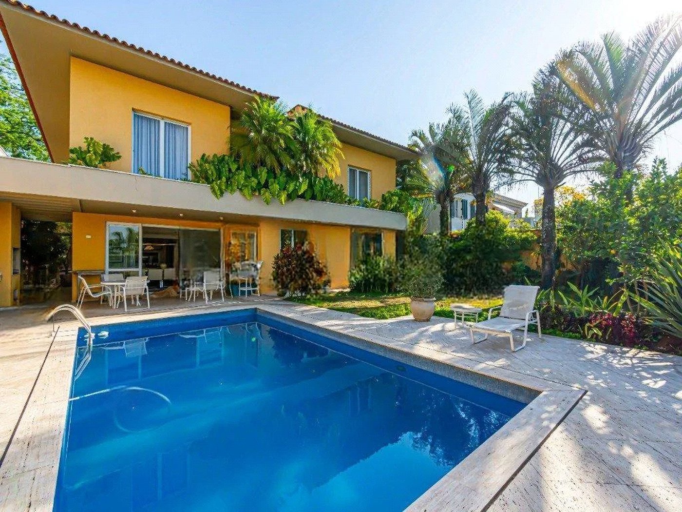 Casa à venda com 4 suítes em Jardim Guedala, São Paulo, SP