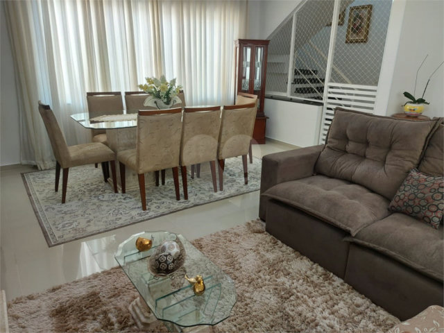 Casa à venda com 3 suítes em Santa Terezinha, São Bernardo do Campo, SP