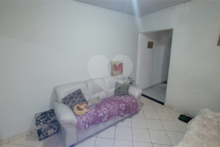 Casa à venda com 4 quartos, sendo 1 suíte, em Jardim Japão, São Paulo, SP