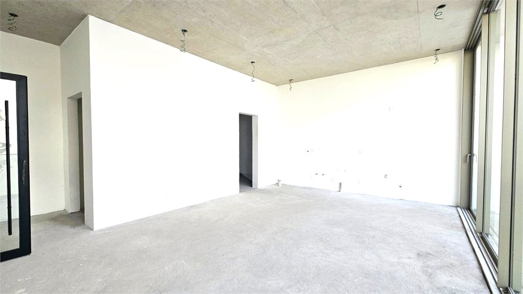 Casa à venda com 3 suítes no condomínio Residencial Heron 140, São Paulo - SP