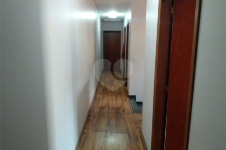 Sobrado à venda com 4 quartos, sendo 2 suítes,  em City Campo Grande, São Paulo, SP