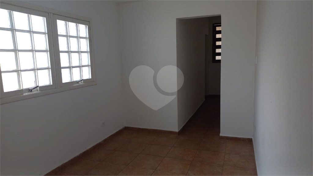 Sobrado à venda com 4 quartos, sendo 1 suíte, em Vila Mazzei, São Paulo, SP