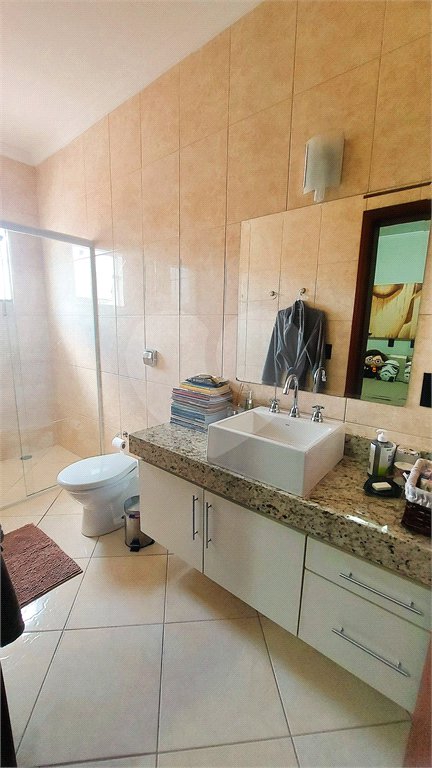Casa à venda com 3 suítes no condomínio Residencial Villa dos Inglezes, Sorocaba - SP