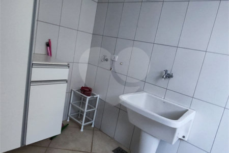 Casa à venda com 3 suítes no condomínio Shamballa II, Atibaia - SP