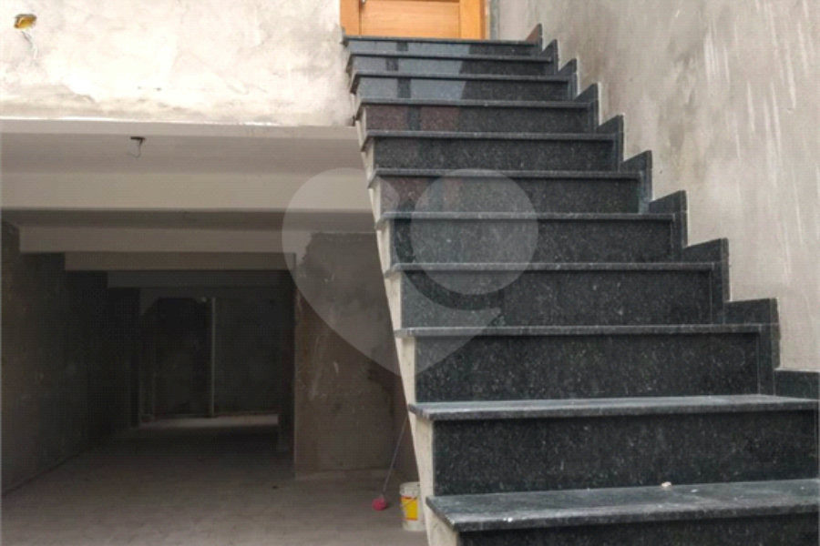 Casa à venda com 3 suítes no condomínio Severino Coelho, São Paulo - SP