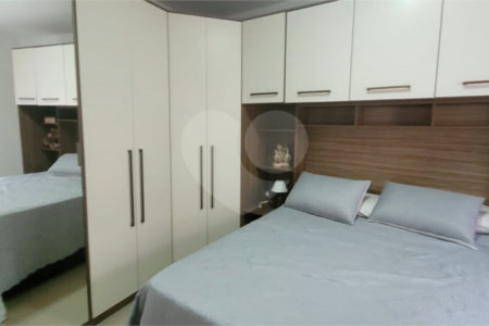 Sobrado à venda com 5 quartos, sendo 1 suíte,  em Jardim Japão, São Paulo, SP