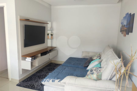 Sobrado à venda com 3 quartos, sendo 1 suíte,  em Vila Medeiros, São Paulo, SP
