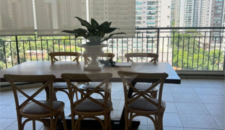 Apartamento à venda com 4 quartos, sendo 2 suítes, em Brooklin Paulista, São Paulo, SP