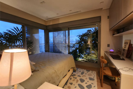 Apartamento à venda com 4 suítes em Jardim das Acácias, São Paulo, SP