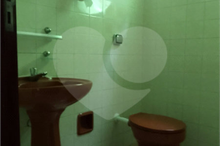 Sobrado à venda com 2 quartos em Jardim Itacolomi, São Paulo, SP