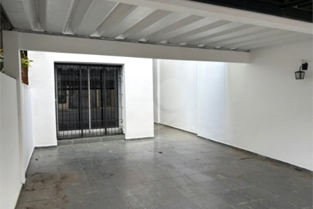 Sobrado à venda com 4 quartos, sendo 1 suíte,  em Vila Sônia, São Paulo, SP