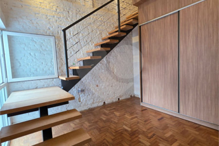 Casa de Vila à venda com 4 quartos, sendo 1 suíte, em Vila Mariana, São Paulo, SP
