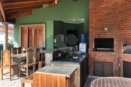 Casa à venda com 4 quartos, sendo 2 suítes, em Loteamento Loanda, Atibaia, SP