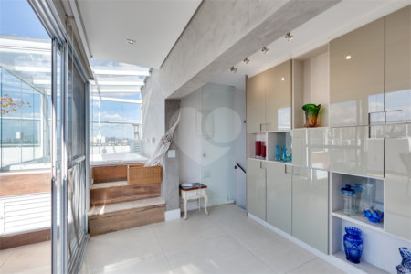 Cobertura duplex com 3 quartos a Venda e locação no Alto Boa Vista, São Paulo - SP