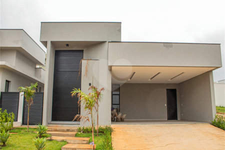 Casa à venda com 3 suítes no condomínio Residencial Central Parque, Salto - SP