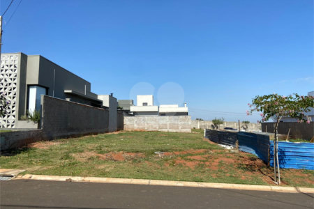 Terreno à venda em Residencial Volpi, Araraquara, SP