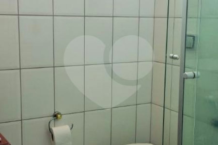Sobrado à venda com 4 quartos em Brooklin Velho, São Paulo, SP