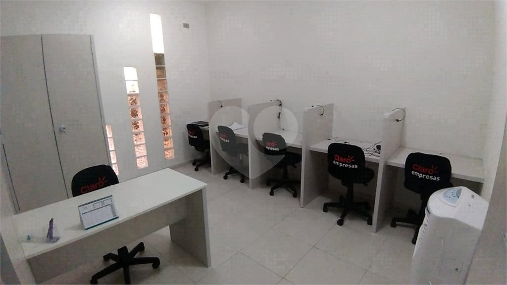 Prédio à venda com 3 quartos em Santana, São Paulo, SP