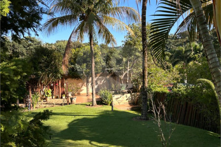 Casa à venda ou para alugar com 3 quartos, sendo 1 suíte, no condomínio Recanto Florido, Vinhedo - SP