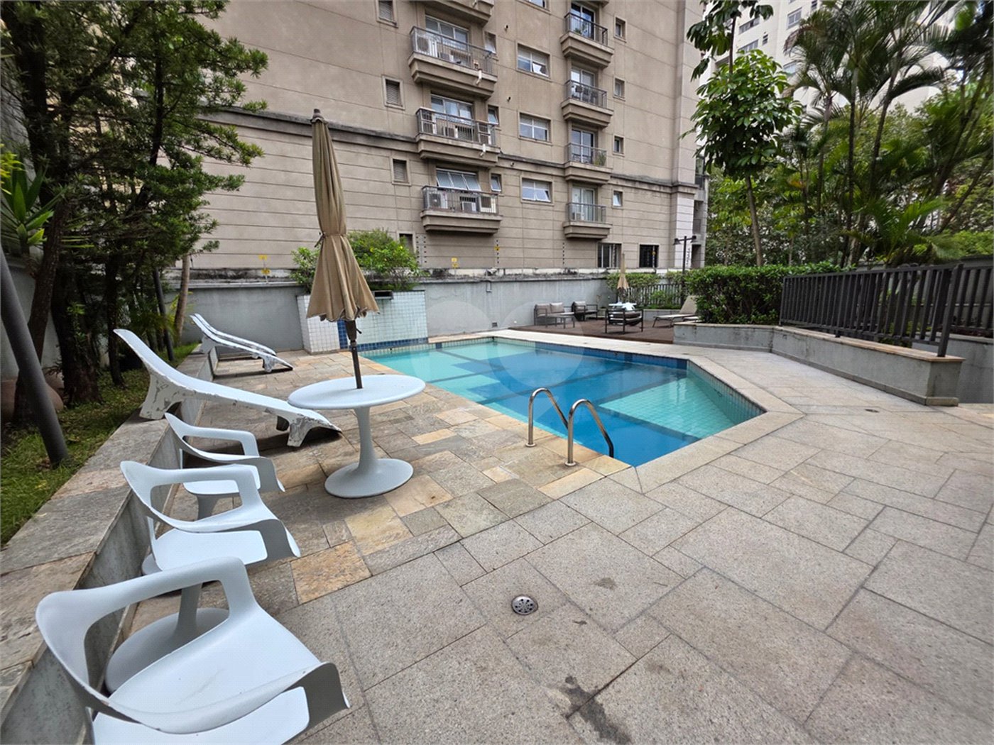 Apartamento à venda com 3 suítes em Vila Uberabinha, São Paulo, SP