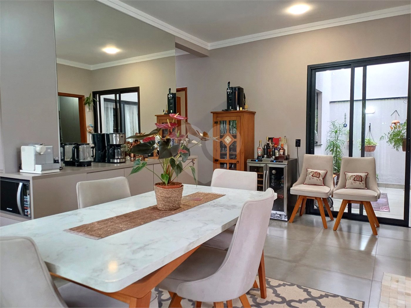 Casa à venda com 3 quartos, sendo 1 suíte, no condomínio Golden Park Residence, Sorocaba - SP