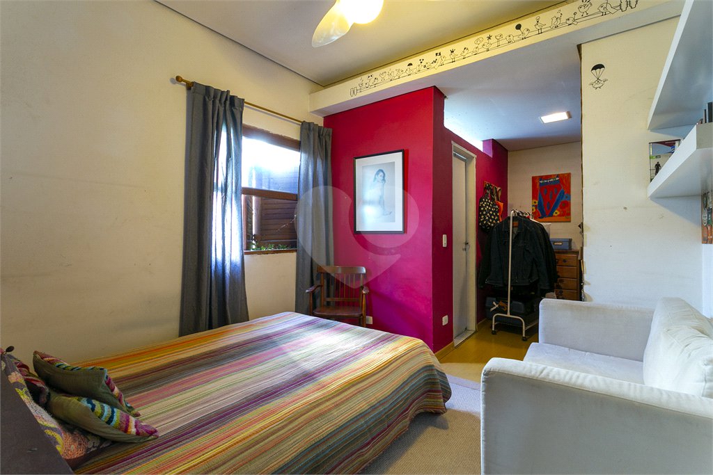 Sobrado à venda com 3 quartos, sendo 1 suíte, em Chácara Santo Antônio (zona Sul), São Paulo, SP
