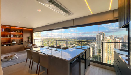 Apartamento à venda com 4 quartos, sendo 2 suítes, em Campo Belo, São Paulo, SP