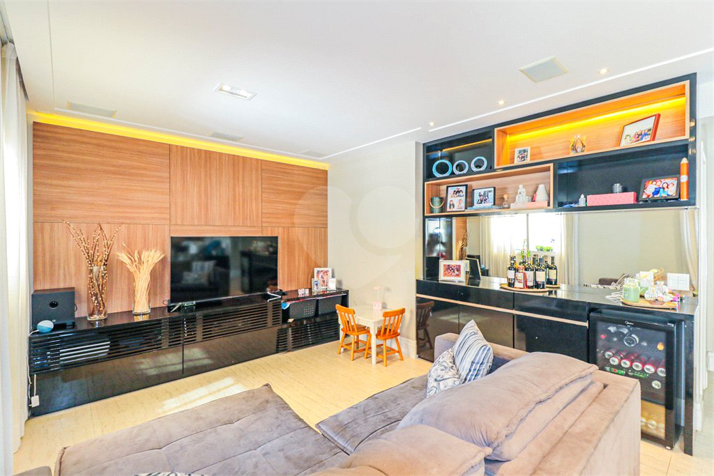 Apartamento à venda com 3 suítes em Brooklin, São Paulo, SP