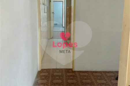 Casa à venda com 4 quartos, sendo 1 suíte, em Jardim Satélite, São José dos Campos, SP