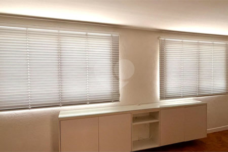 Apartamento à venda com 3 quartos, sendo 1 suíte,  em Moema, São Paulo, SP