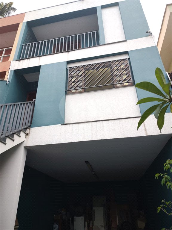 Sobrado à venda com 4 quartos, sendo 1 suíte, em Horto, São Paulo, SP