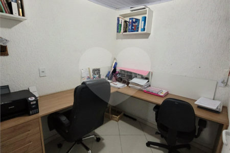 Casa à venda com 3 quartos, sendo 1 suíte, em Campo Grande, Rio de Janeiro, RJ