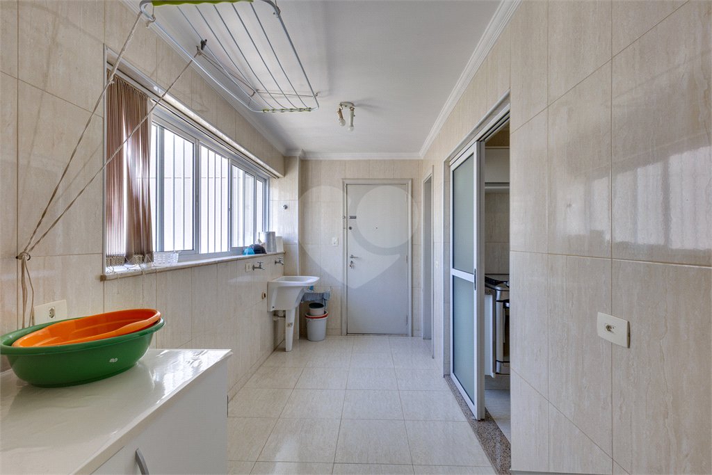 Apartamento à venda com 4 quartos, sendo 1 suíte, em Alto da Boa Vista, São Paulo, SP