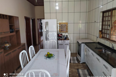 Chácara à venda com 3 quartos, sendo 1 suíte,  em Área Rural de Emilianópolis, Emilianópolis, SP