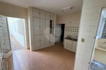 Casa á venda no Centro