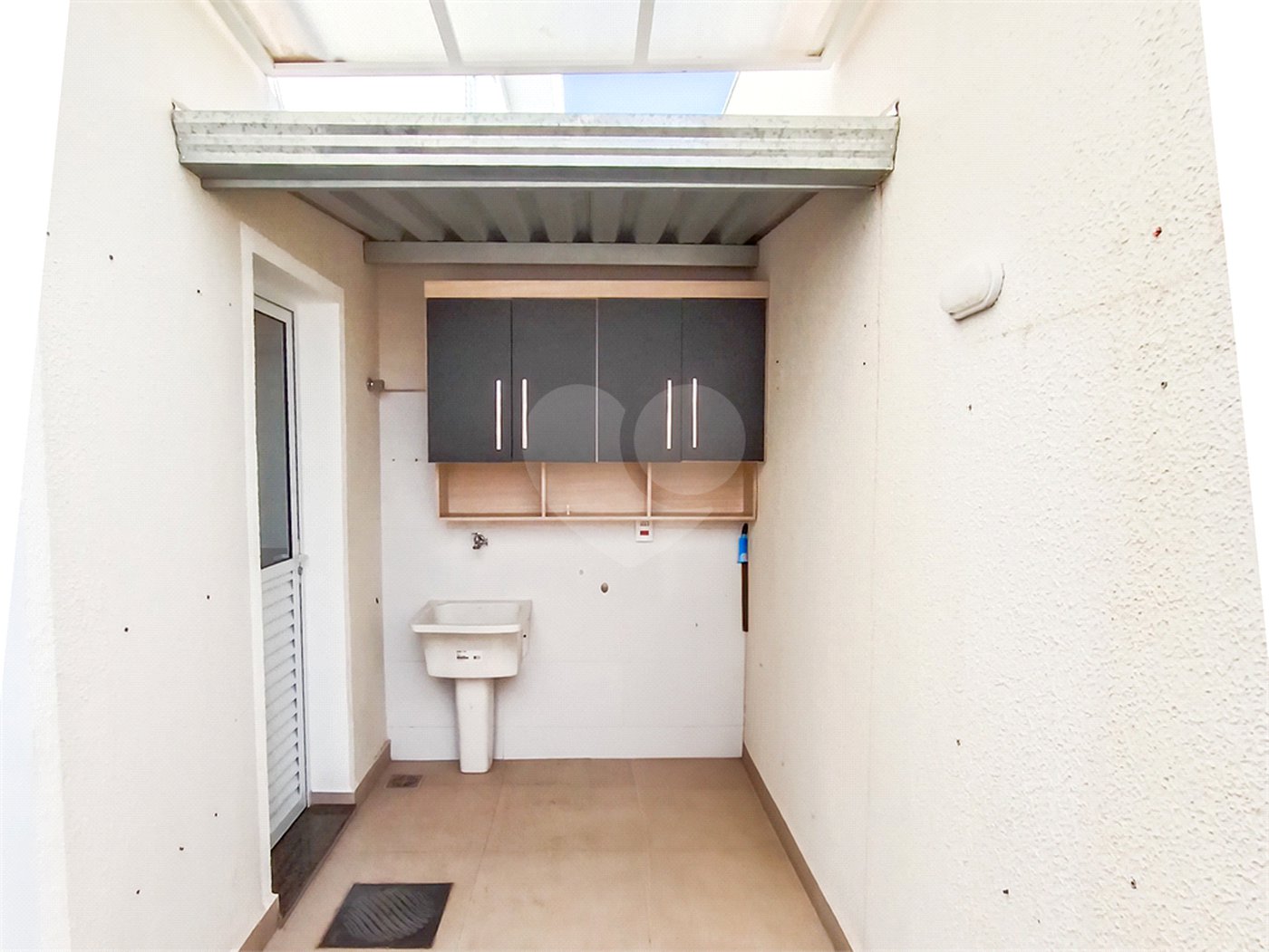 Casa à venda com 2 suítes no condomínio Residencial Américo Figueiredo, Sorocaba - SP