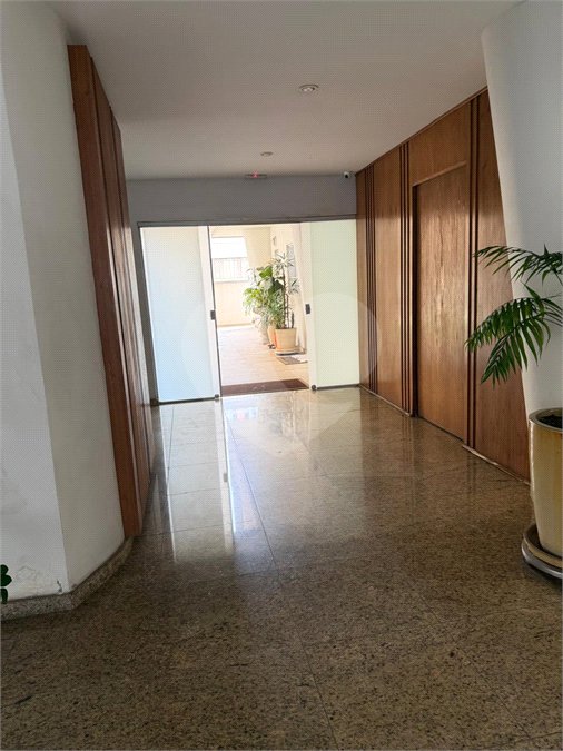 Apartamento à venda com 3 quartos, sendo 1 suíte, em Pinheiros, São Paulo, SP