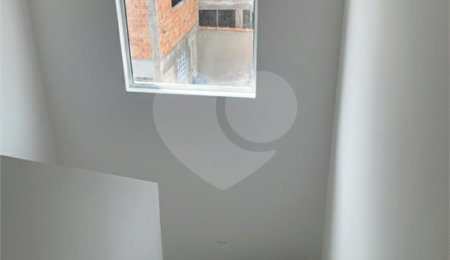 Sobrado à venda com 2 quartos em Jardim São Miguel, Cotia, SP