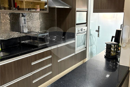 Apartamento à venda com 2 quartos, sendo 1 suíte,  em Vila Leonor, São Paulo, SP