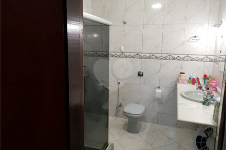 Casa de Vila à venda com 4 quartos, sendo 3 suítes,  em Tijuca, Rio de Janeiro, RJ