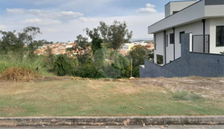 Terreno à venda em Residencial Jatobás, Louveira, SP