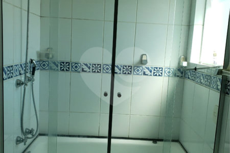 Sobrado à venda com 3 suítes em Água Fria, São Paulo, SP