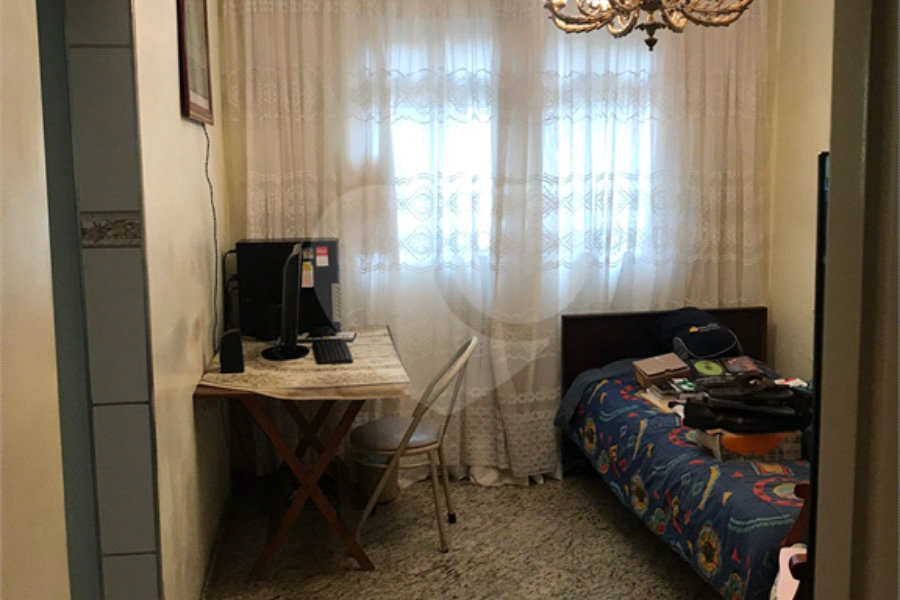 Casa à venda com 3 quartos, sendo 1 suíte, em Santana, São Paulo, SP