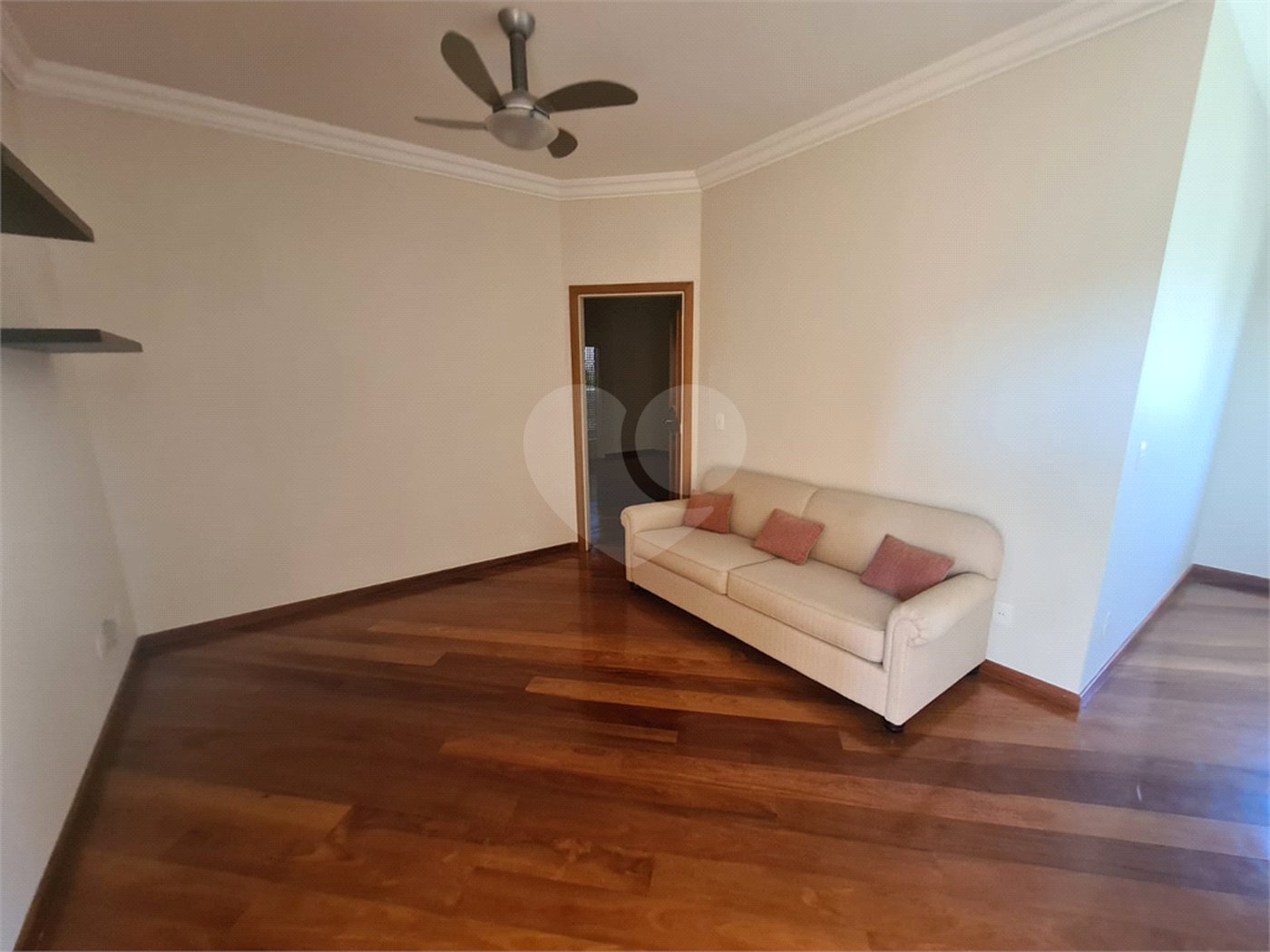 Casa à venda com 3 suítes no condomínio Vinhas da Vista Alegre - Lado Sede, Vinhedo - SP