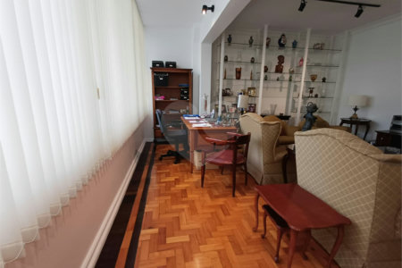 Apartamento à venda com 3 quartos, sendo 1 suíte, em Copacabana, Rio de Janeiro, RJ