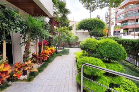 Apartamento à venda no Planalto Paulista de 147m² com 3 suítes e 3 vagas.
